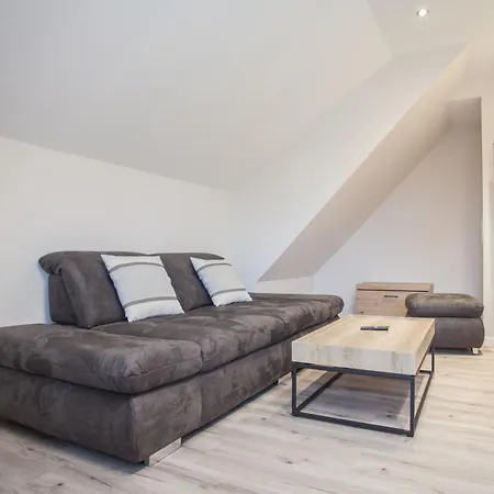 Apartment Welcome In - Am Suedhang 11,